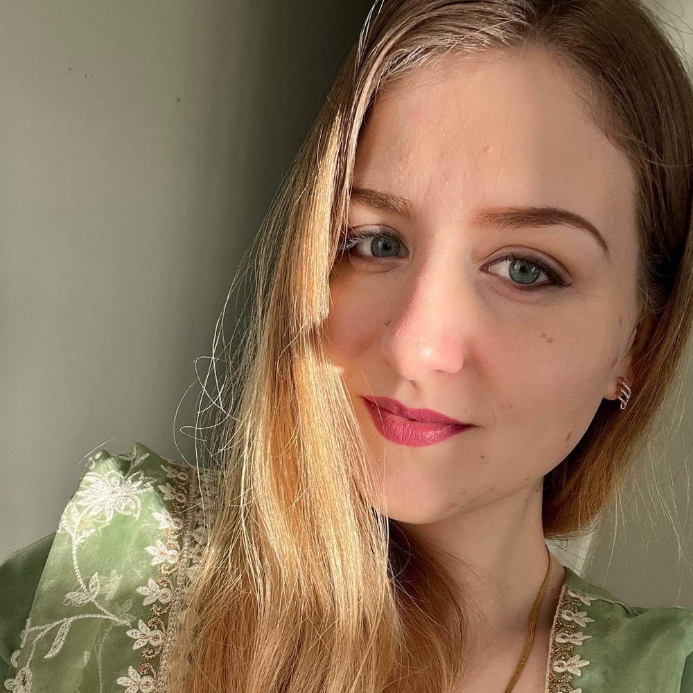 Meet your Posher, Amelia